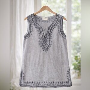 Luna Moon Boho 100% Cotton Embroidered Gray Sleeveless Top Size L NWOT